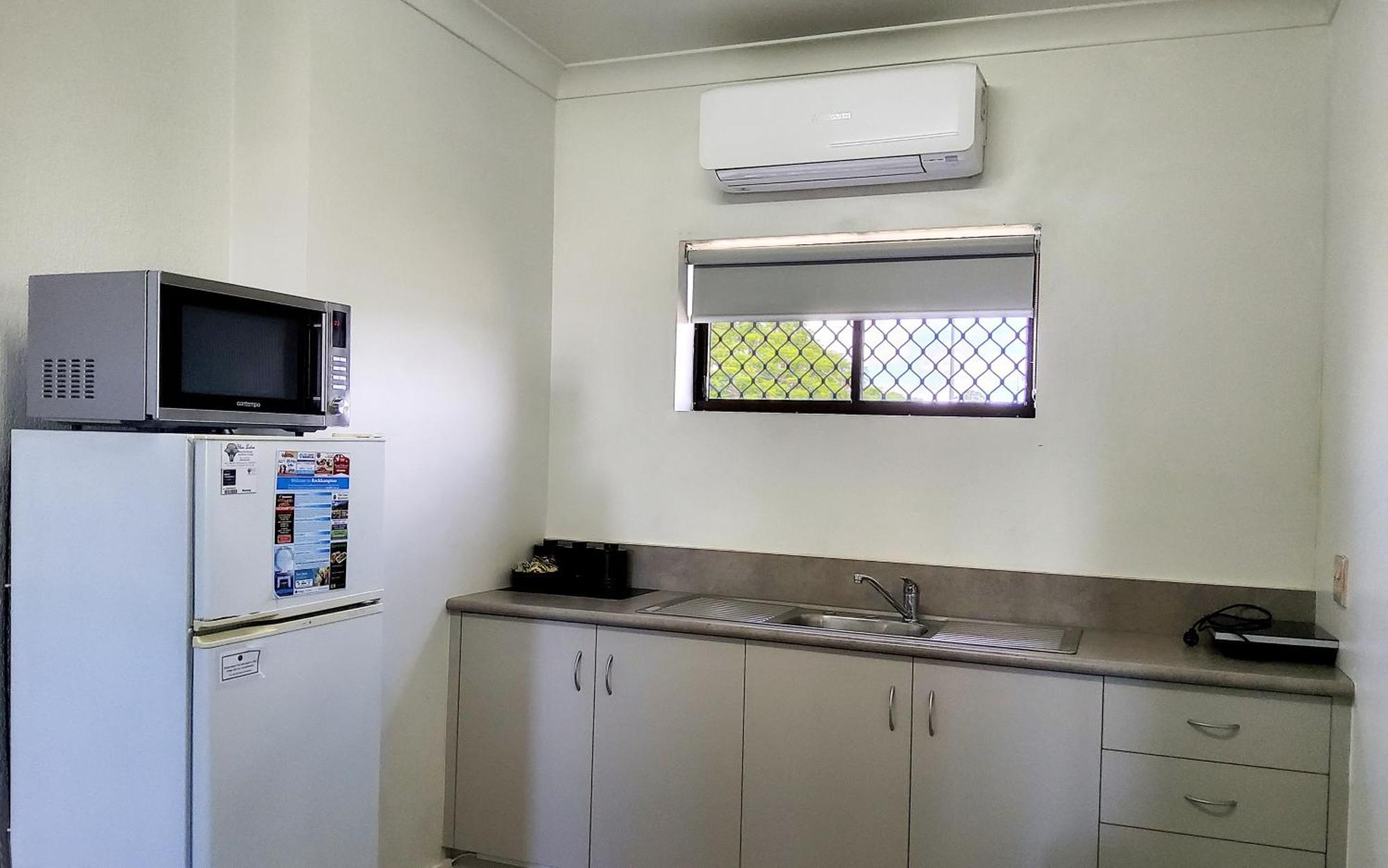 Archer Park Motel Rockhampton Oda fotoğraf